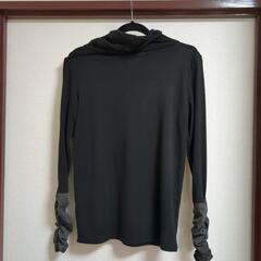 おしゃれデザイントップスの画像