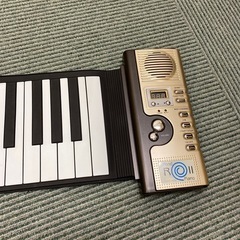 電子ピアノ