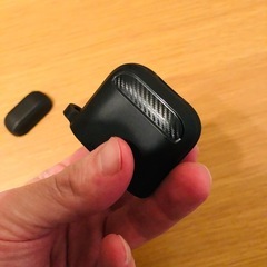 Spigen AirPods ケースの画像