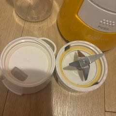 ドウシシャ タンブラー付きミキサーの画像