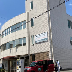 クリニックの早朝のお掃除