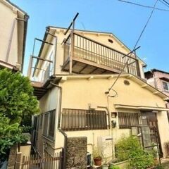 練馬区売り中古戸建！4Kの２階建て🎵近くにスーパー、コンビニ、小...