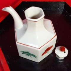 金城窯　オードブル皿　昭和レトロ　醤油さし　六角　変形蓋つき皿　松竹梅　縁起物　USED品の画像