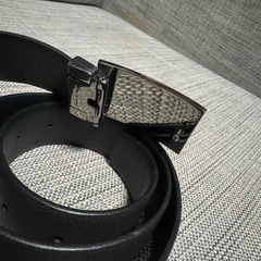 GIORGIO ARMANI ジョルジオアルマーニ ロゴ スクエア バックル シュリンク レザー ベルト ブラック 黒 ファッション アイテム【メンズ】の画像