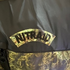 nitraid ナイトレイド ダウンベスト ドープフォレストの画像