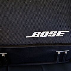 美品BOSE 大型ボストンバッグ 丈夫 機能的　ペットキャリーにも転用可能 値段交渉OKの画像