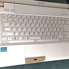 🌟超特価🌟/💗保証付き💕/👌動作良好👌/Core i3/メモリ8GB/光速☆彡SSD128GB/カメラ/マイク/Wi-Fi/SDカードスロット/HDMI/Bluetooth/13.3インチ液晶パネル/Windows11最新版/Microsoft Office/点検整備清掃済み😊/💗サポート&アフターサービス永続対応！/dynabook No.n59の画像