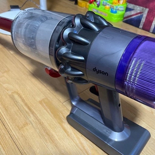 ★ジャンク　ダイソン スタンド　充電器　付き　Dyson V11 Fluffy★