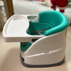 ベビーチェア テーブル付きの画像