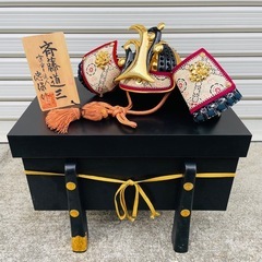 兜　置物