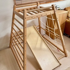 
木製アスレチック　ジャングルジム　すべり台の画像