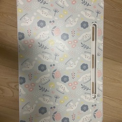 シナモロールミニテーブル