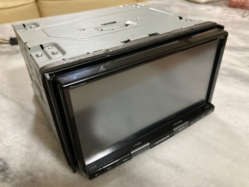 ✨2022年?春モデル?楽ナビ AVIC-RZ303III 　DVD CD ワンセグ 地デジ TV SD AUX USB ipod✳️