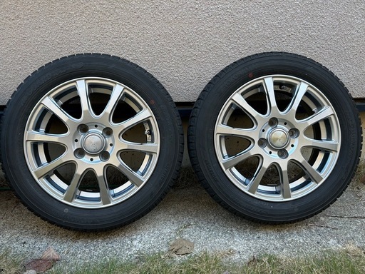 スタッドレスタイヤとホイールのセット