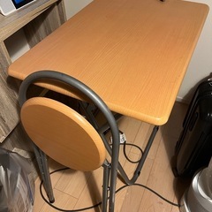 折りたたみ椅子&テーブル