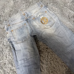 DOLCE & GABBANA ジーンズの画像