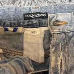 DOLCE & GABBANA ジーンズの画像