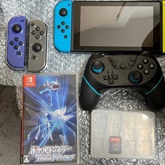 ニンテンドーSwitch本体　ジョイコン、プロコン、ポケモンとモンハンのソフトセット