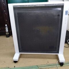 2018年　極上品　安心安全な電気ストーブ　パネルヒーター　オイ...