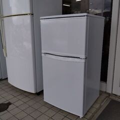 2019年極上美品　車に積めるサイズ　冷蔵庫　日本メーカー　