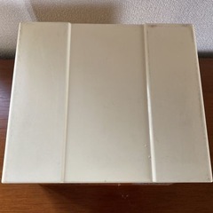 ★昭和レトロ！お洒落！貴重な「仁生薬品」プラスチック製 古い 薬箱 小物入れ アンティーク インテリア 古道具 骨董品 富山の薬の画像