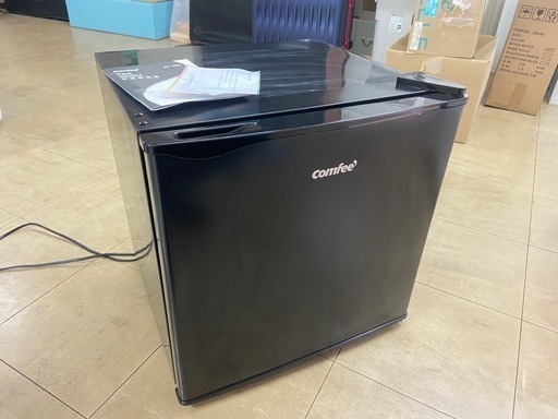 通電 動作確認済み 良品 ■Comfee '/コンフィー ■ノンフロン冷蔵庫■コンパクト/静音/省エネ■45L■2024年製■RCD45BL(E)  最終値下げ‼️