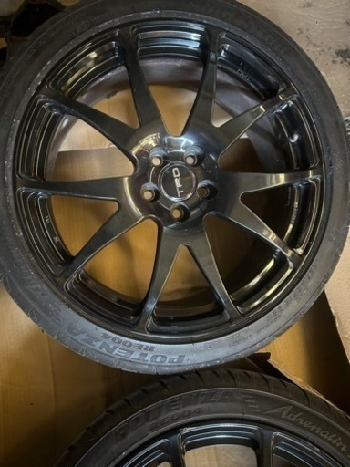 美品！TRD 18インチ タイヤホイールセット
