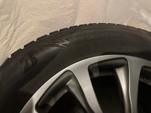 綺麗★スタッドレス 225/60R17 ブリヂストン バルミナ アルファード