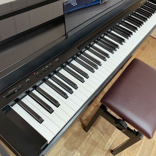 ヤマハ　クラビノーバ　CLP-300 電子ピアノ　椅子付　88鍵盤