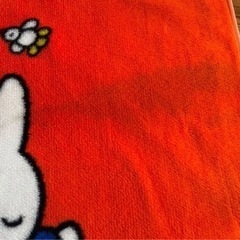 ミッフィーブランケット　膝掛け　西川　80×130 汚れあり　の画像