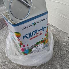 クリーム状の塗料、コテ塗り塗料、屋内屋外兼用