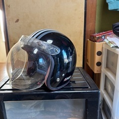 取引お話中、バイクヘルメットの画像