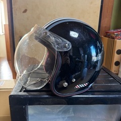 取引お話中、バイクヘルメット