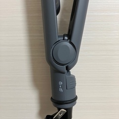 新品同様　サロニア　ヘアアイロンの画像