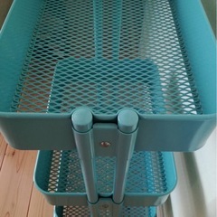 イケア 3段ワゴン　IKEA  ターコイズの画像