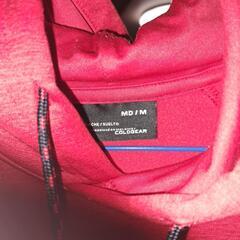 お話し中中古アンダーアーマーパーカートレーナーの画像