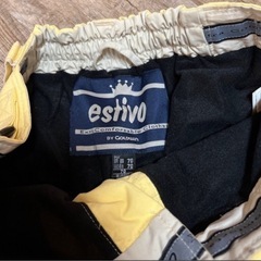 スノボウエアの画像