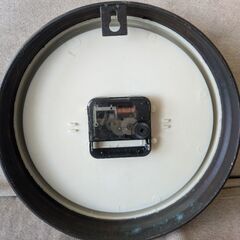 レトロアンティーク風掛け時計　ゴールド系の画像