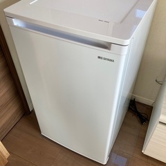 アイリスオーヤマ冷凍庫の画像