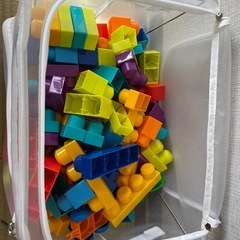 メガブロック　150個パック　の画像