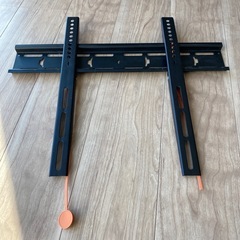 テレビ／モニター　壁掛け金具