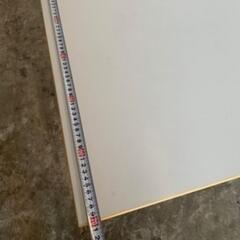 テーブル　ホワイトの画像