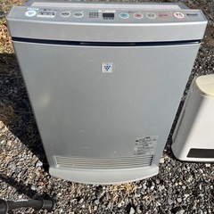【お譲り先決まりました】ガスストーブ