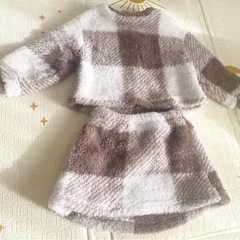 美品　最終お値下げ！sheinセットアップ　チェック柄　12-18m 80サイズ　冬春の画像