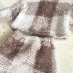 美品　最終お値下げ！sheinセットアップ　チェック柄　12-18m 80サイズ　冬春の画像