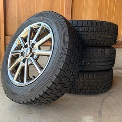 中古スタッドレスタイヤ195/60R16 セレナ、ノア、ヴォクシー用
の画像