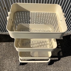 IKEA イケア ロースコグ 収納ワゴン　ワゴン 収納家具 廃盤色 アイボリー の画像