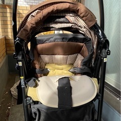 コンビ　ベビーカー
