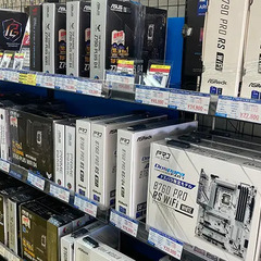 ドスパラ千葉店 　ゲーミングパソコン販売のお仕事の画像