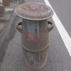 ミルク缶　アンティーク
